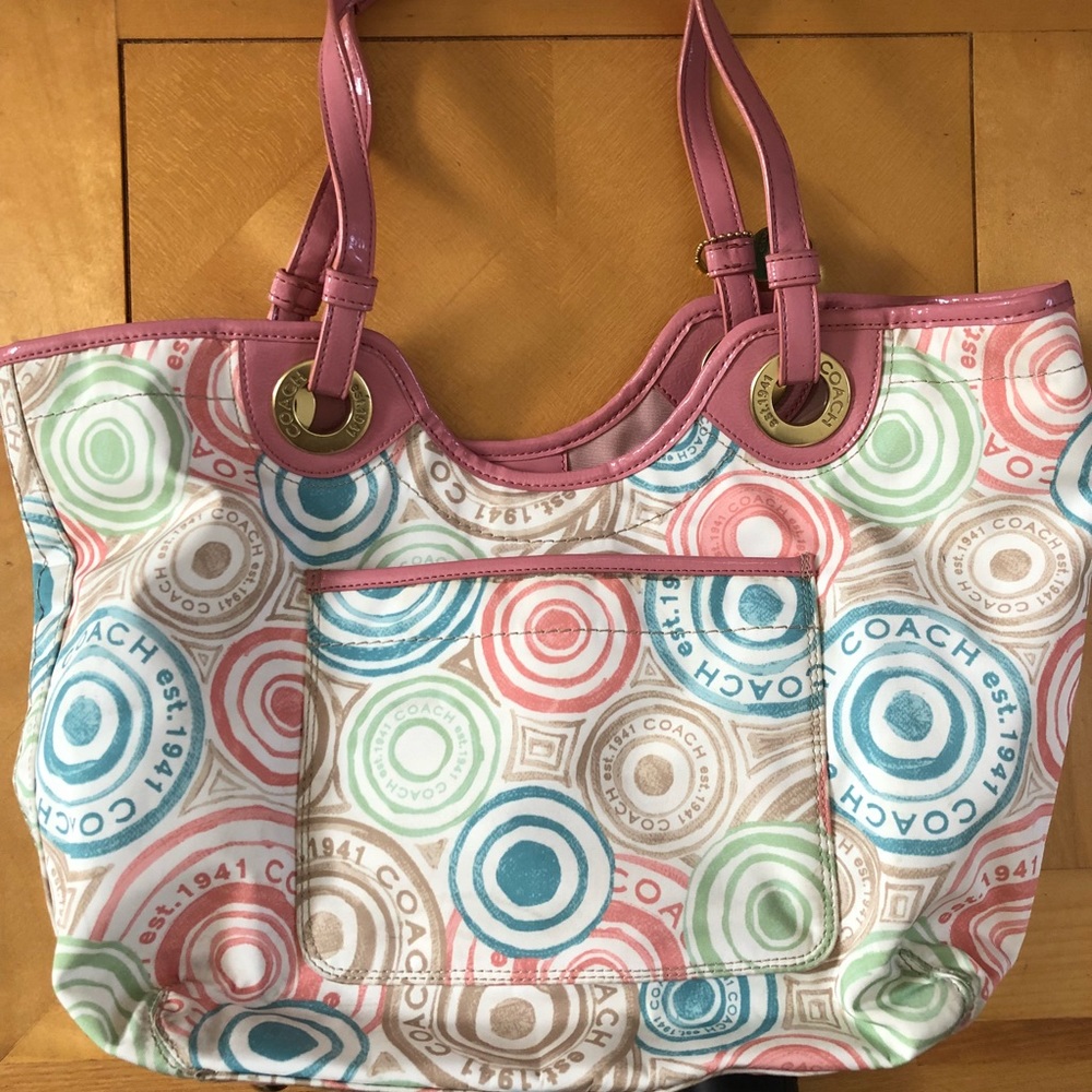 Coach Handbag - Picture 2 of 8